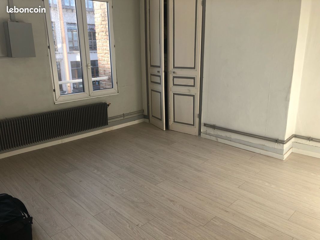 Studio 1 pièce 30 m²