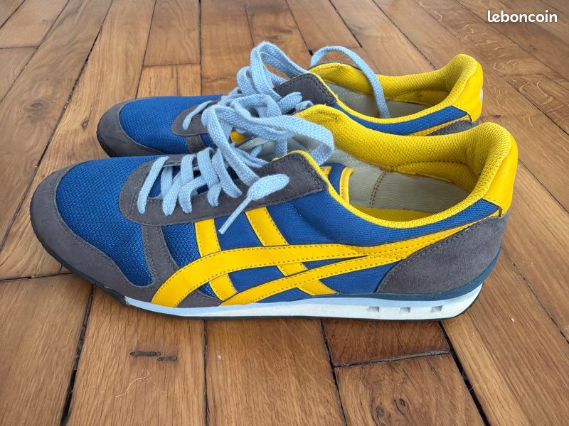 Onitsuka Tiger Ultimate 81 (image 1)