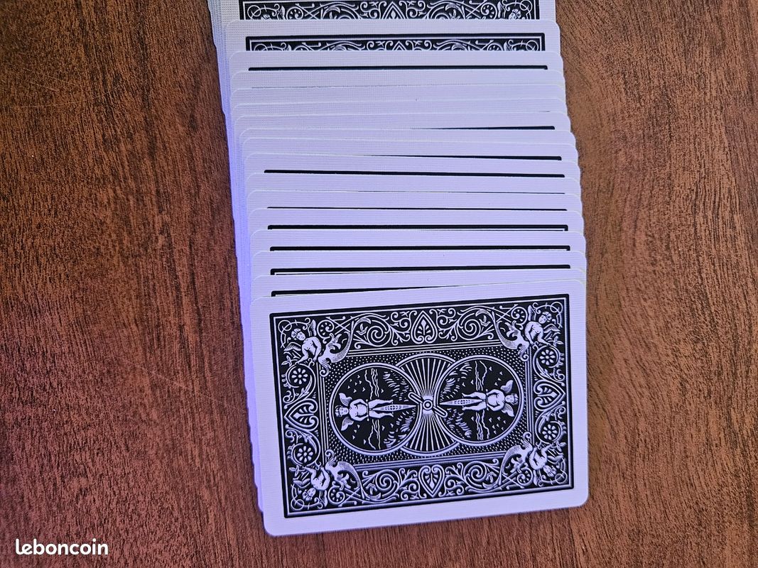 Bicycle Black | Jeu de cartes magie et collection