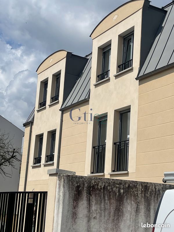 Maison a louer clamart - 4 pièce(s) - 123 m2 - Surfyn