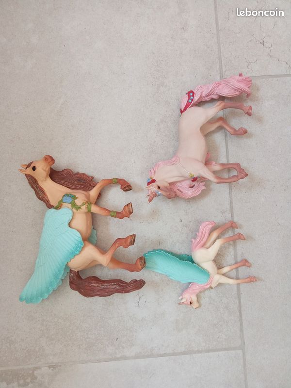 Licorne Pégase poulain bijoux Schleich (image 4)