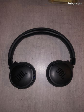 Micro casque Jbl Casque Gaming JBL Quantum 600 avec micro son surround avec  ou sans fil - DARTY Réunion