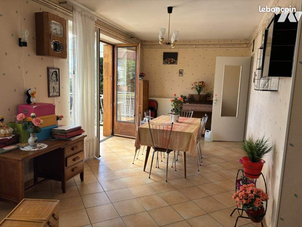 Maison 6 pièces 167 m² · à Vaucouleurs · 167 m² · 175 000 €