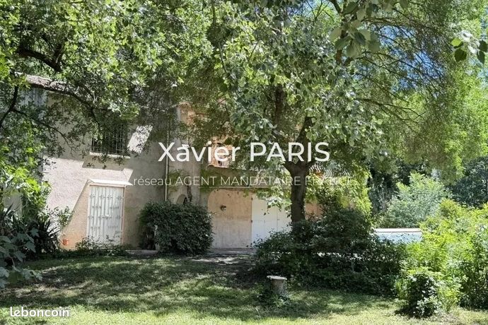 Propriété 4 pièces 150 m²