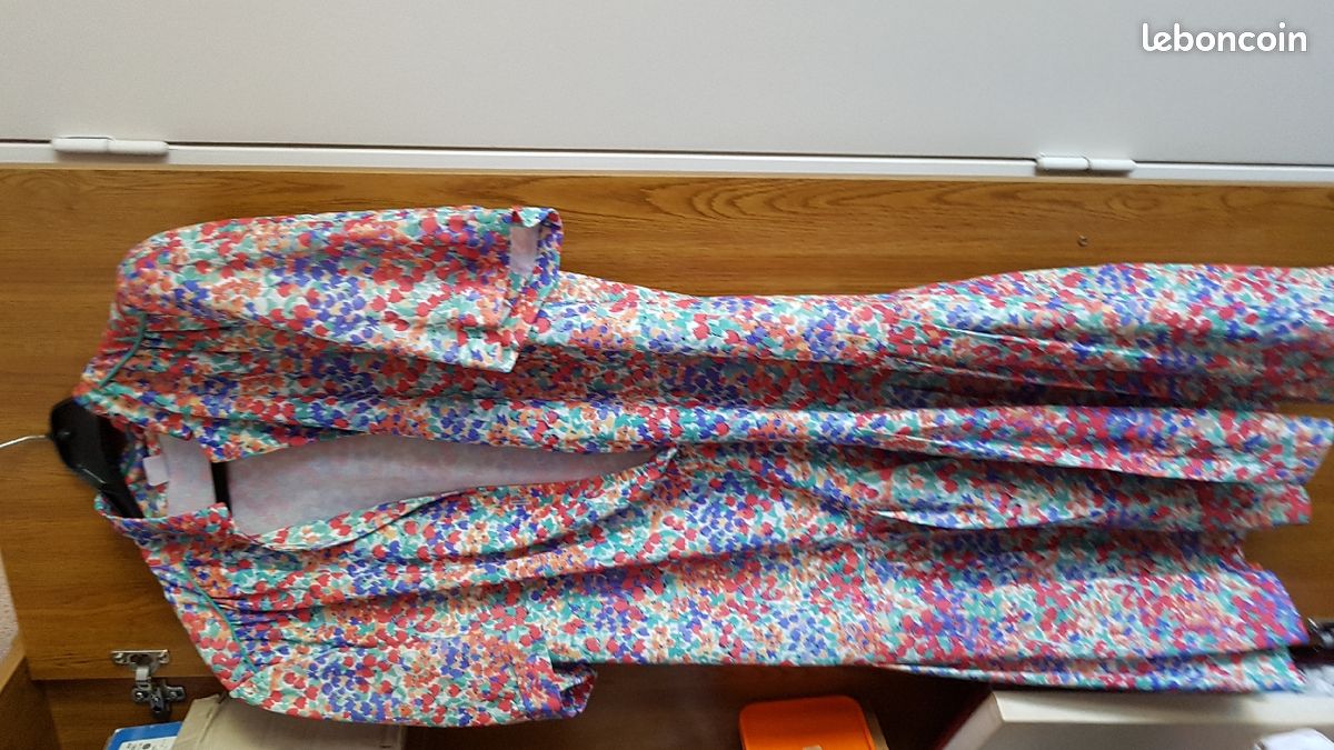 Robes 42/44/46 (image 5)