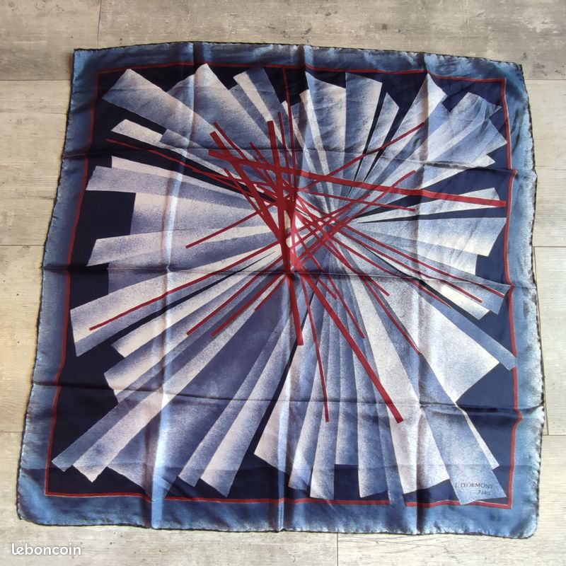 Foulard en soie Jean D'Ormont Paris (image 1)