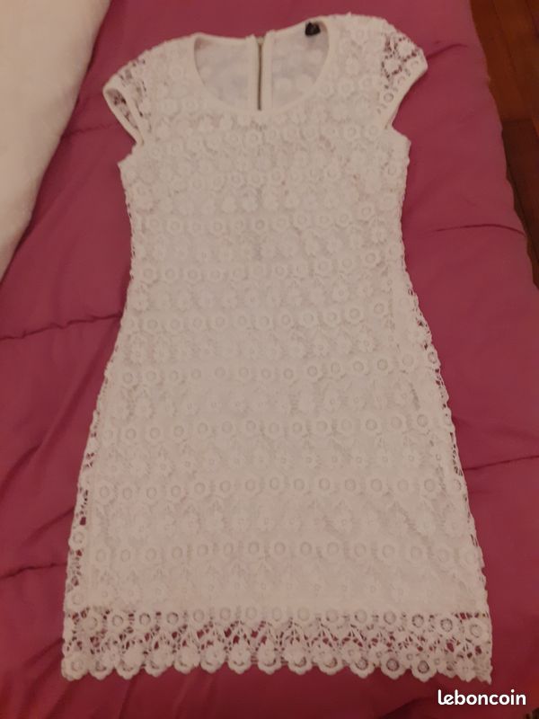 Robe only star (image 1)