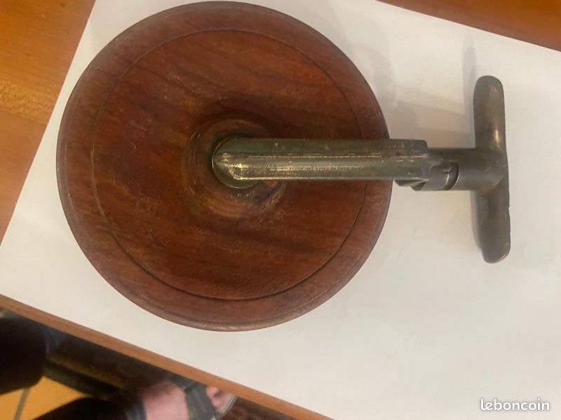 Moulinet De Pêche Ancien En Bois Et Métal - Occasion, Pièce Déco Ou Collection