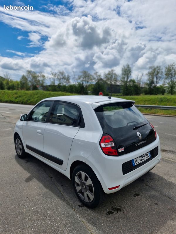 Renault TWINGO 2016 / 1.0Sce 70ch / 32 348klm (image 3)
