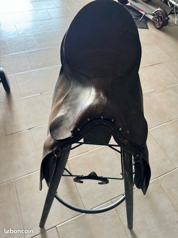 Tabouret selle (image 1)