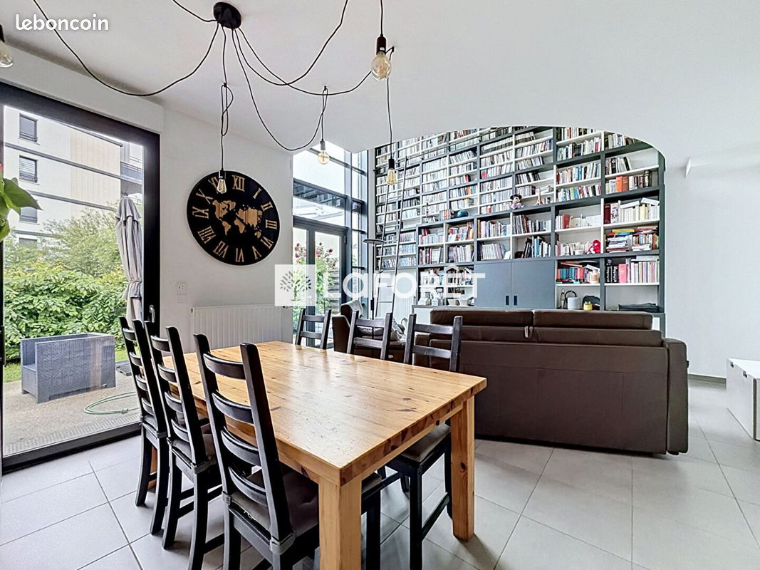 Maison 5 pièces 107 m² · à Saint-Cyr-l'École · 107 m² · 599 000 €