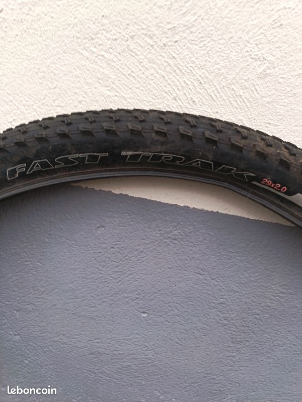 Llanta De Mtb Specialized Fast Trak 2br 27.5/650bx2.35 Color Negro