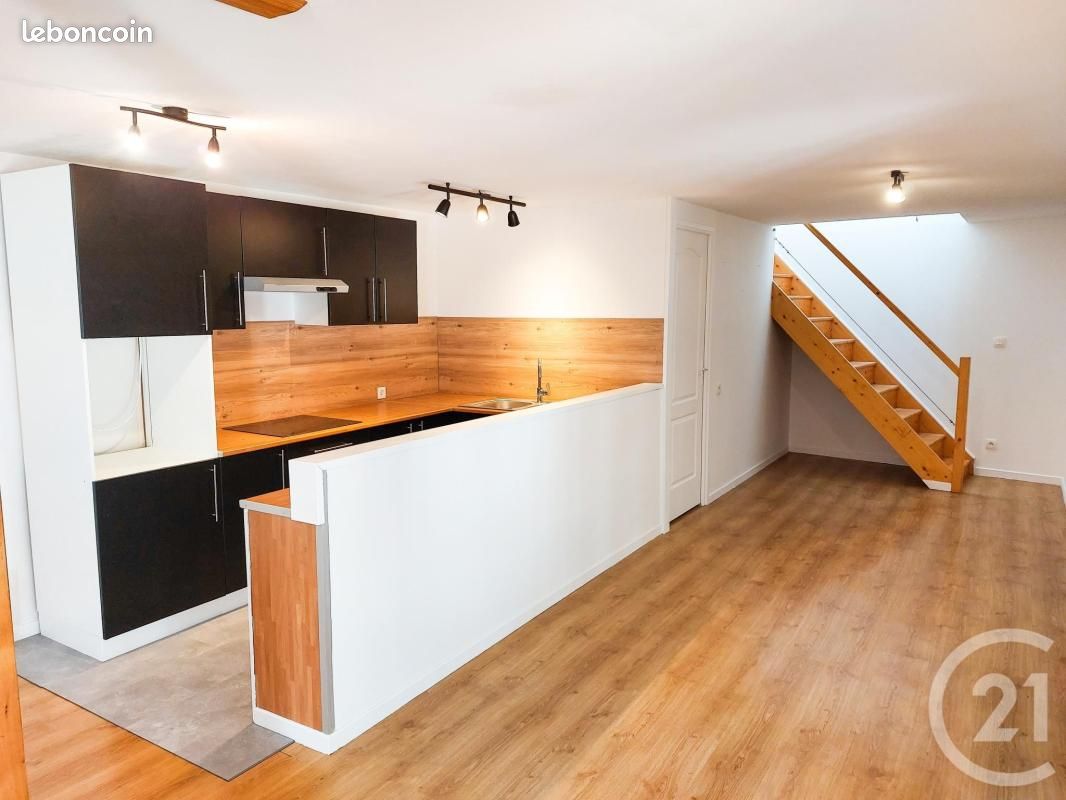 Appartement 3 pièces 80 m² · à Montluçon · 80 m² · 554 €