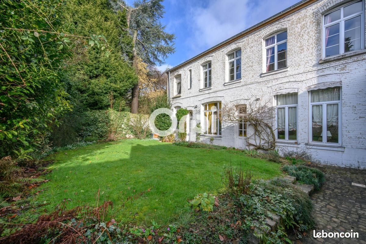 Maison 5 pièces 185 m² · à Douai · 185 m² · 130 390 €