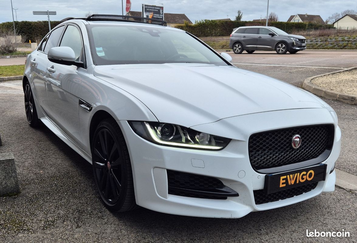 Jaguar xe 180 r-sport awd bva - toit ouvrant (image 11)