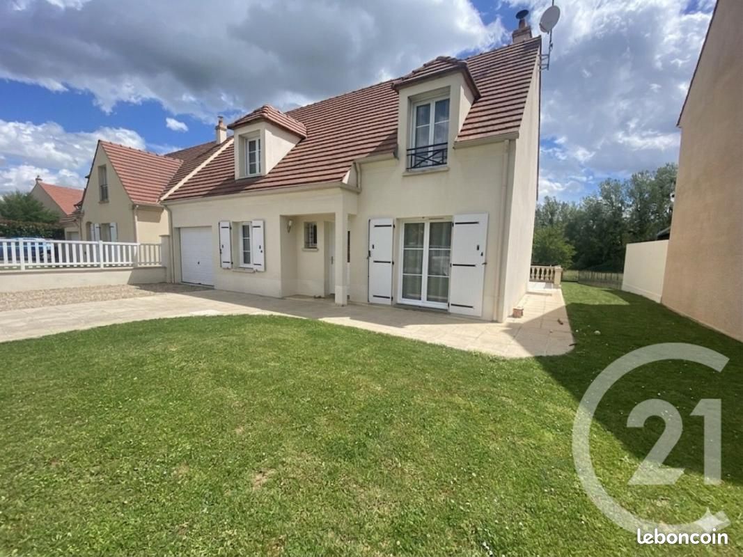 Maison 7 pièces 124 m² · à Oissery · 124 m² · 370 000 €