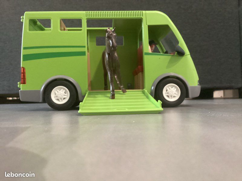 Playmobil 6928 Van avec cheval et cavalier (image 6)