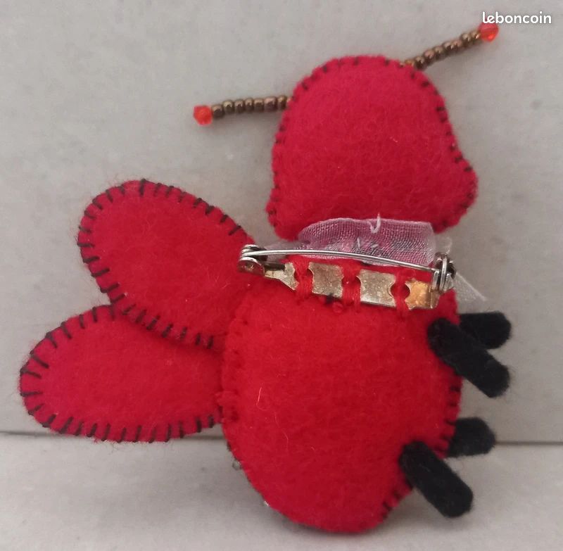 Broche coccinelle (image 2)