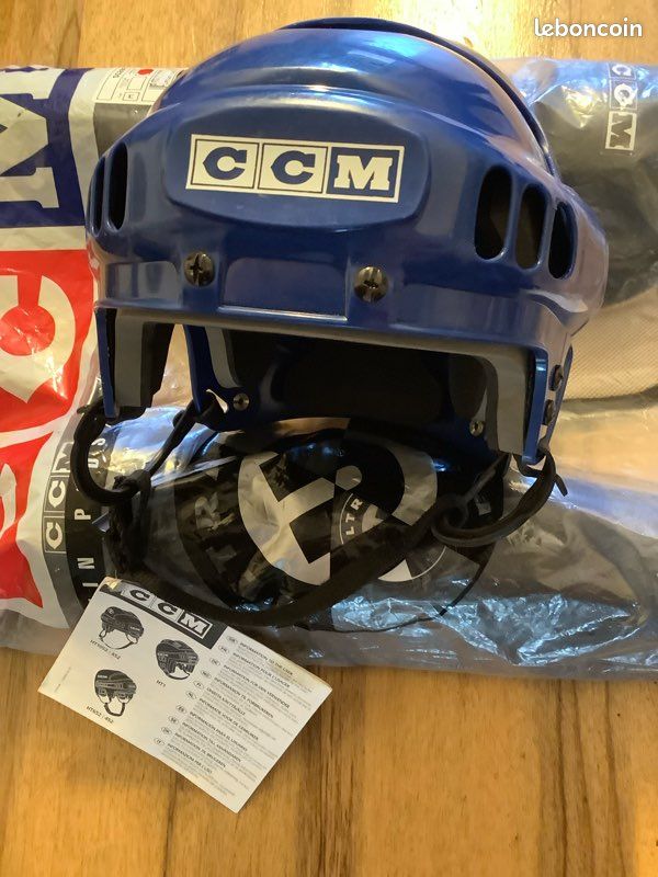 Casque hockey (image 1)