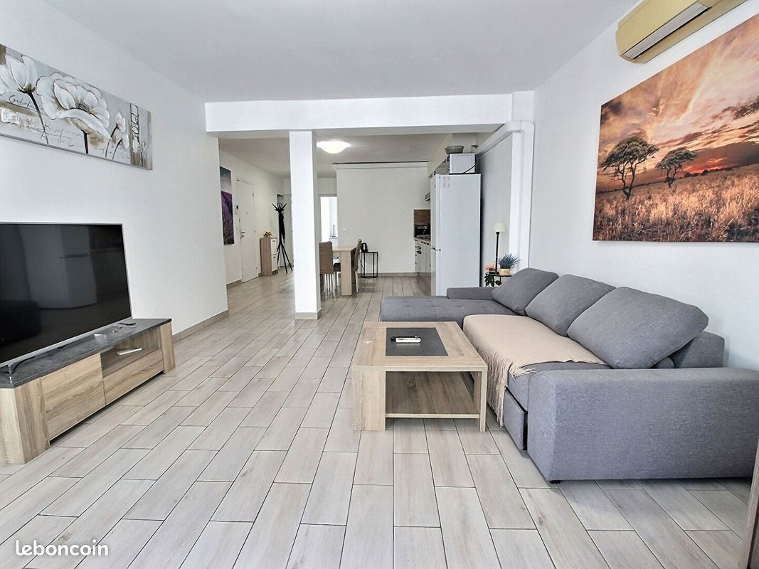 Appartement 4 pièces 102 m² · à Avignon · 102 m² · 1 300 €/mois