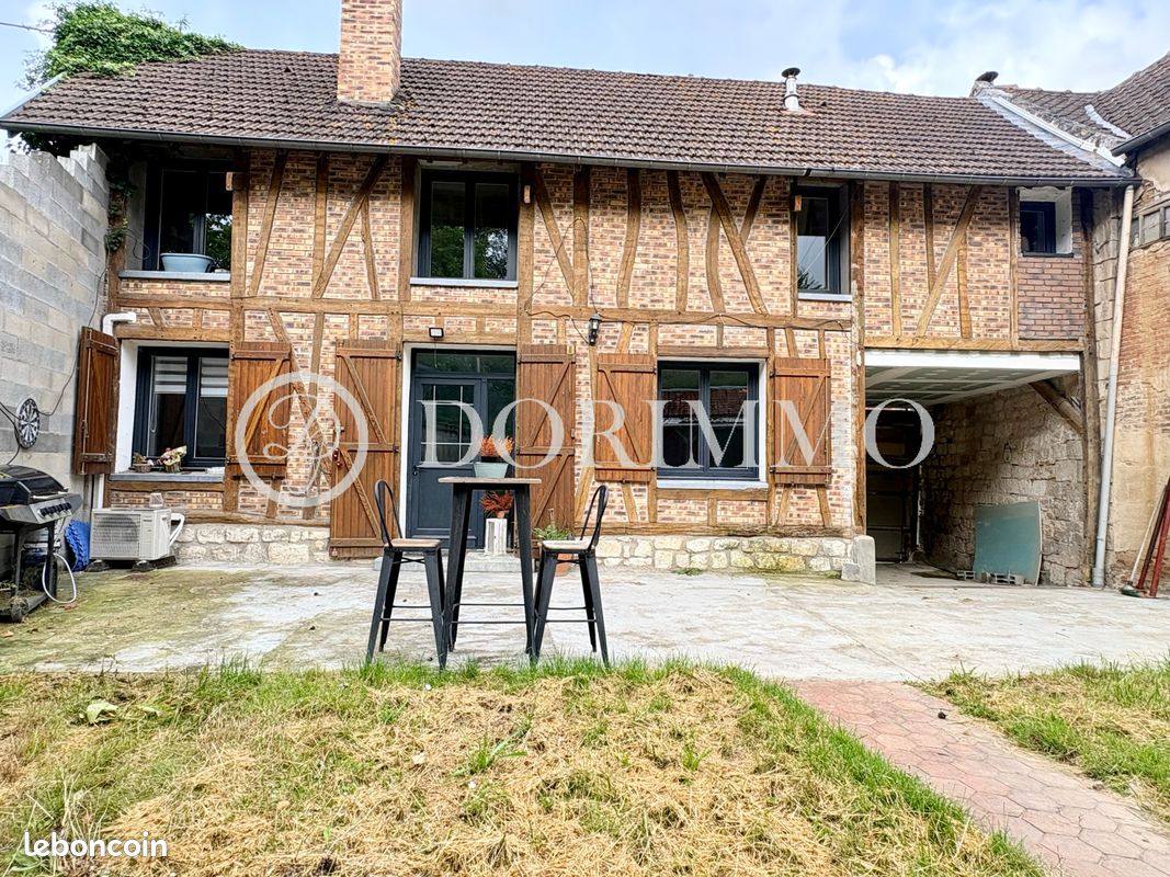Maison 3 pièces 82 m² · à Fontaine-Bonneleau · 82 m² · 143 000 €