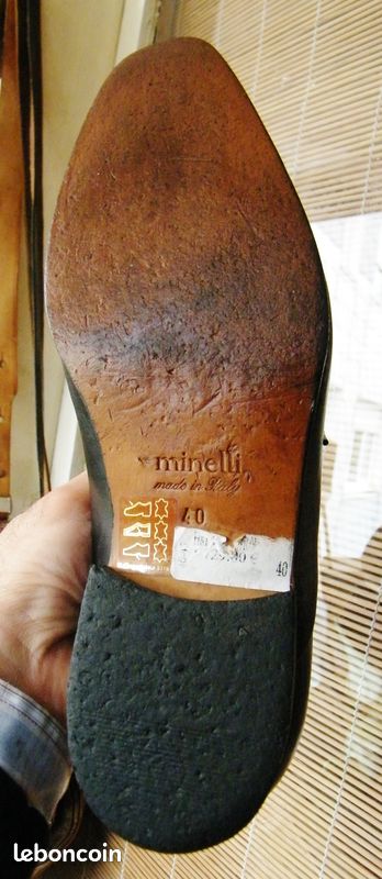 Escarpins Noirs En Cuir Véritable Madeli - Taille 40 - Talons - Neufs Sans Boîte D'origine