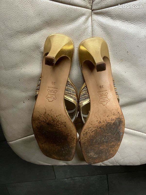 Chaussures à talons / Escarpins Yves De Beaumont pointure 38 (image 4)