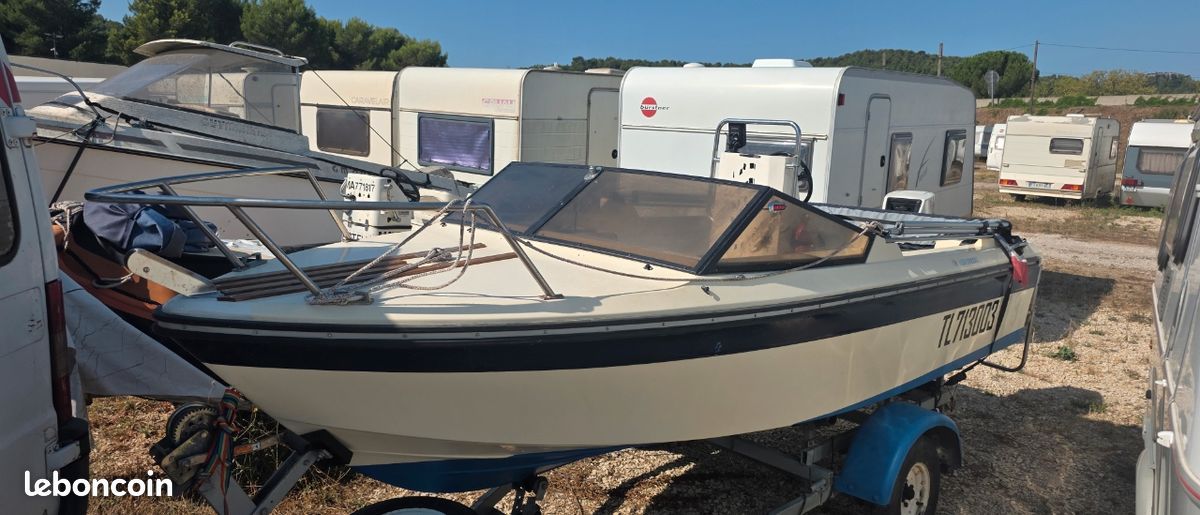 Bateau Janneau Djerba 400, moeur 2T, remorque (image 1)