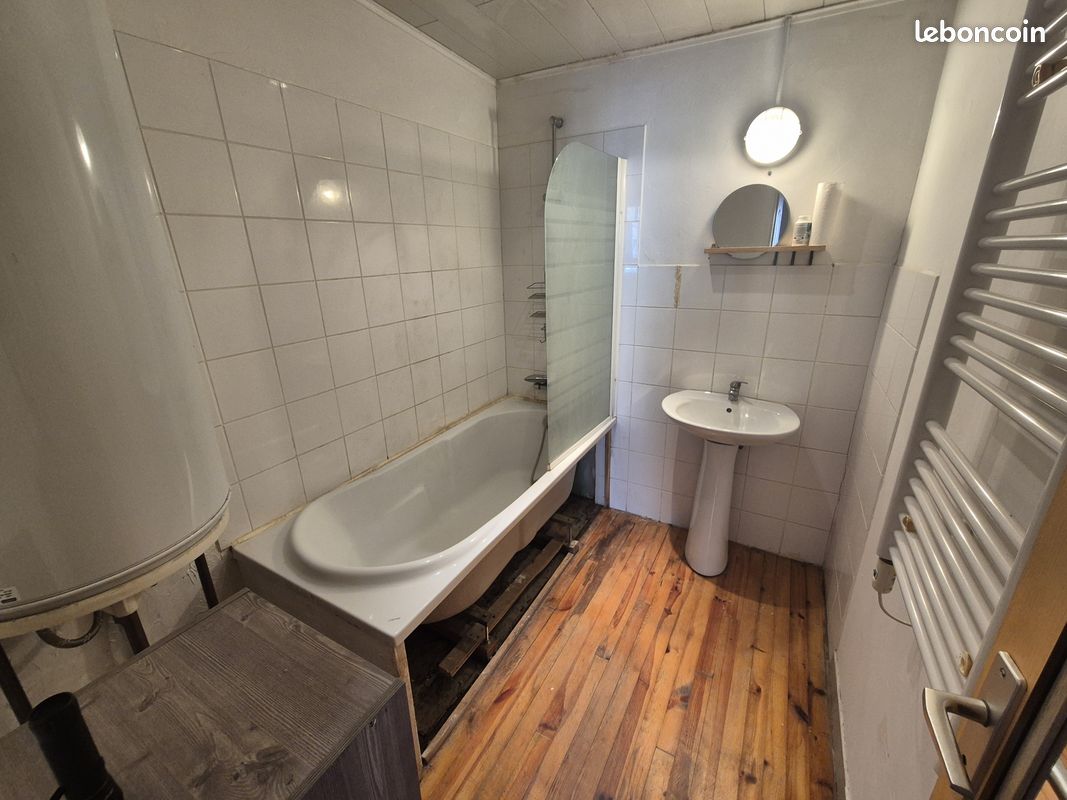 Appartement 3 pièces 60 m² · à Saint-Affrique · 60 m² · 49 000 €