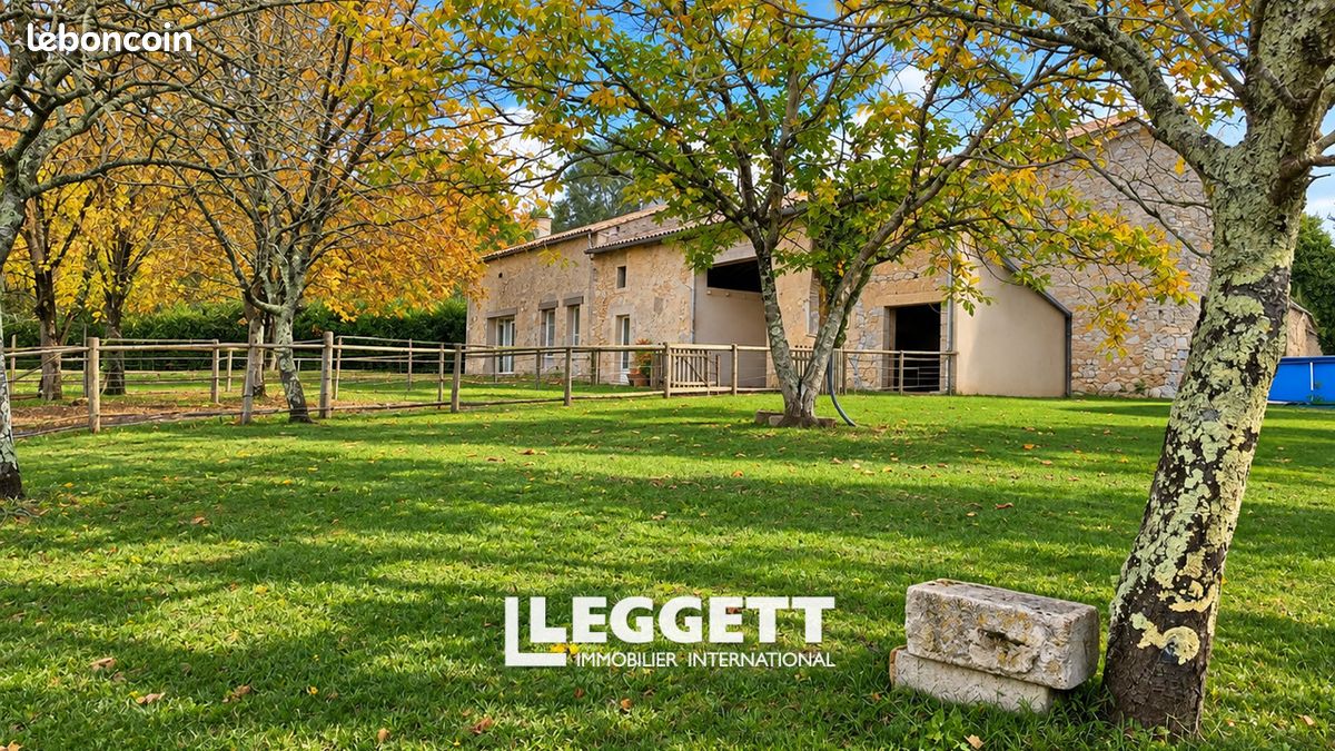 Maison 5 pièces 108 m² · à Saint-Martin-de-Gurson · 108 m² · 397 500 €