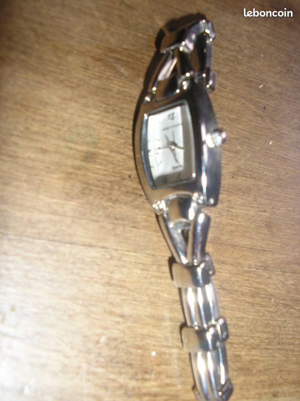 Montre Femme En Argent - Marque RECO - Occasion (État à Vérifier)