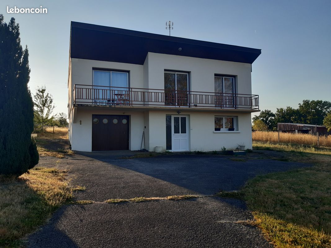 Maison 4 pièces 122 m² · à Teillet-Argenty · 122 m² · 125 000 €