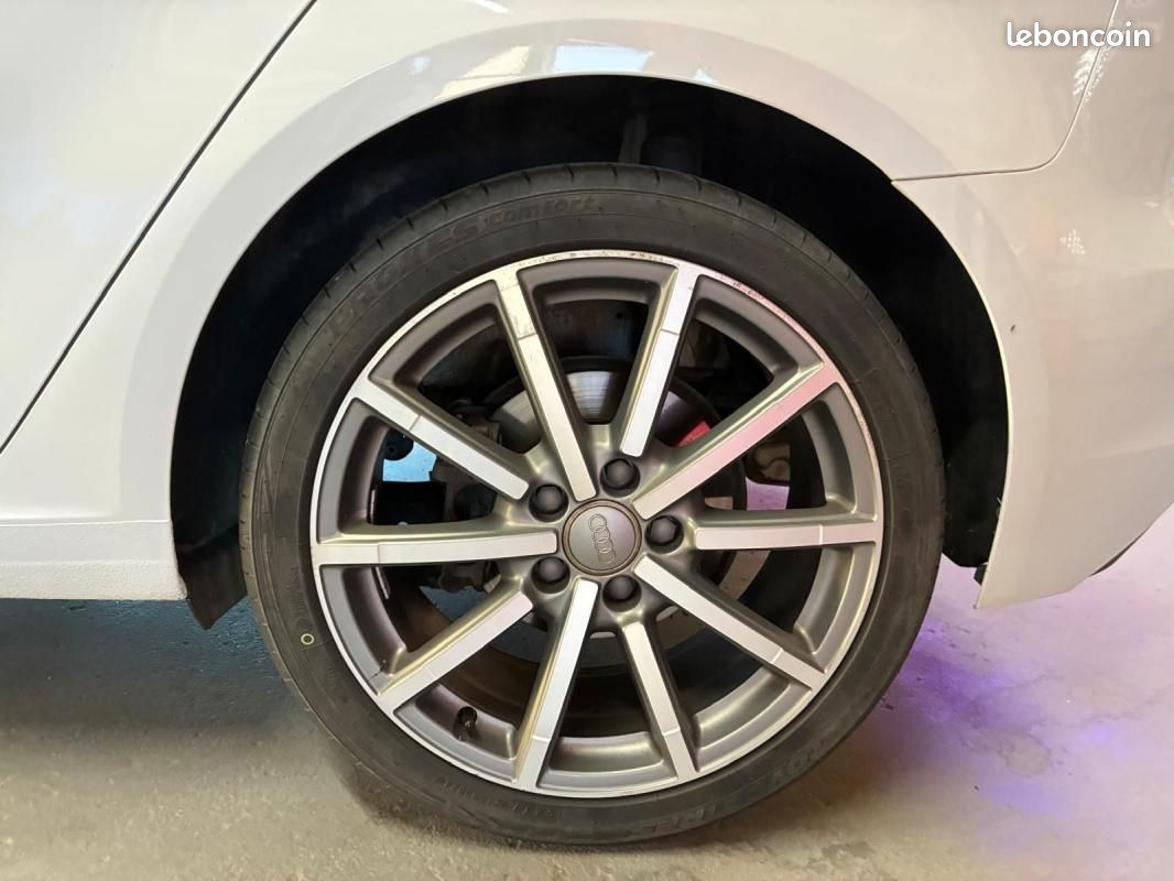 Audi A3 sportback 1.5 35 TFSI 150 S-TRONIC DEISNG LUXE (image 9)