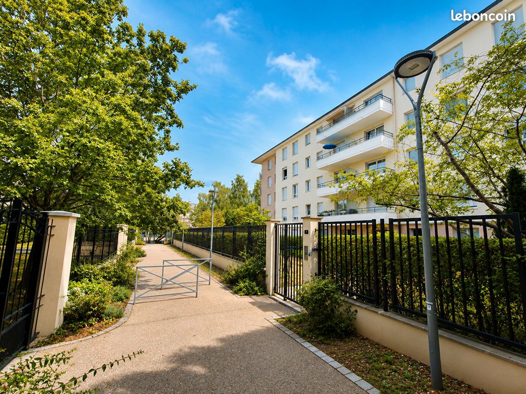 Appartement 3 pièces 56 m² · à Noisy-le-Grand · 56 m² · 1 350 €