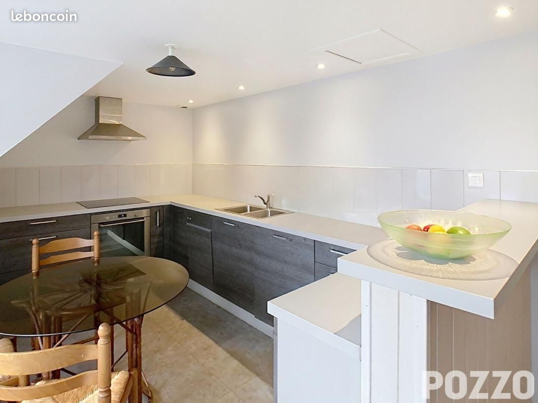 Appartement 2 pièces 42 m² · à Saint-Hilaire-du-Harcouët · 42 m² · 455 €