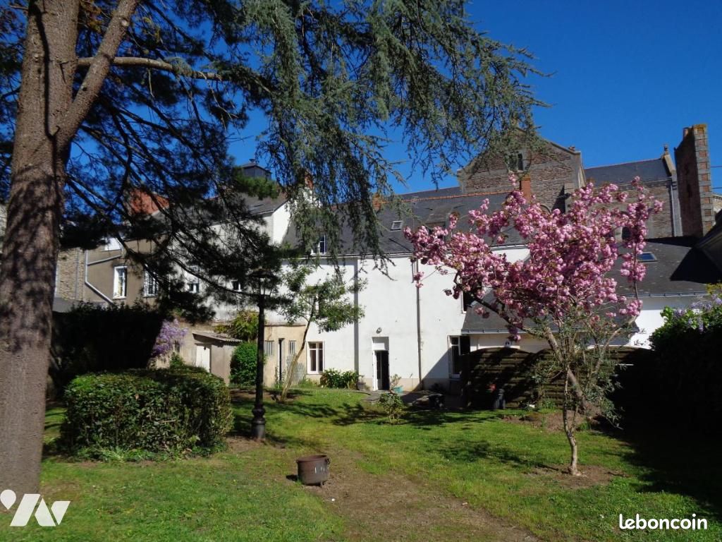 Maison 9 pièces 197 m² · à Campbon · 197 m² · 259 125 €
