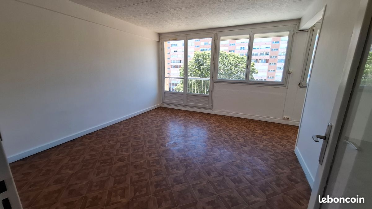 Vente appartement T4 64M2 (image 1)