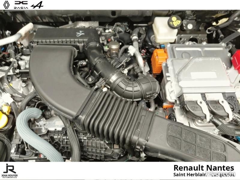 Renault Austral 1.2 E-Tech full hybrid 200ch esprit Alpine - 25 (image 8)