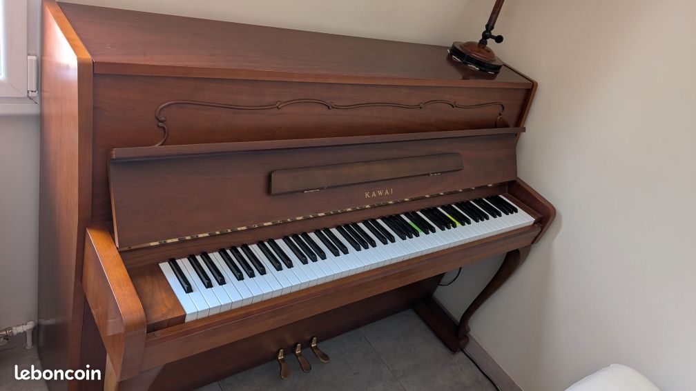 Piano kawai c 107 (image 6)