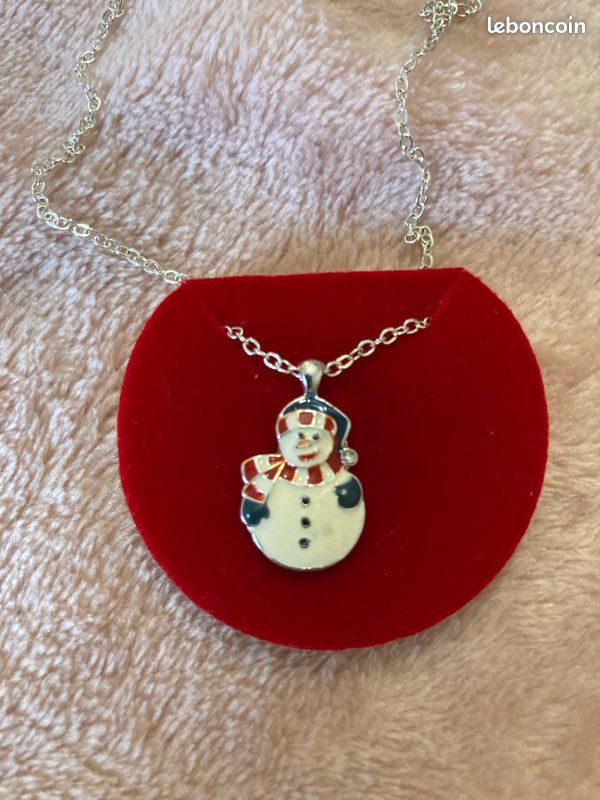 Collier bonhomme de neige dans son écrin bonhomme de neige (image 3)