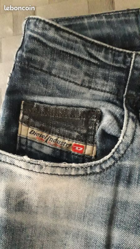 Jean Diesel Bleu Ciel Taille Basse - Taille 36 (équivalent 26) - Excellent État Occasion