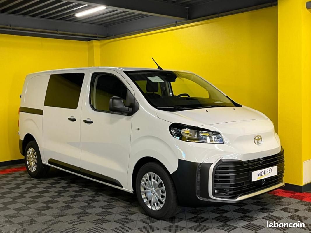 Toyota PROACE 2.2 150 D-4D - BVA Start&Stop Cabine Approfondie Medium Start / 2026 10KM EN STOCK (image 2)