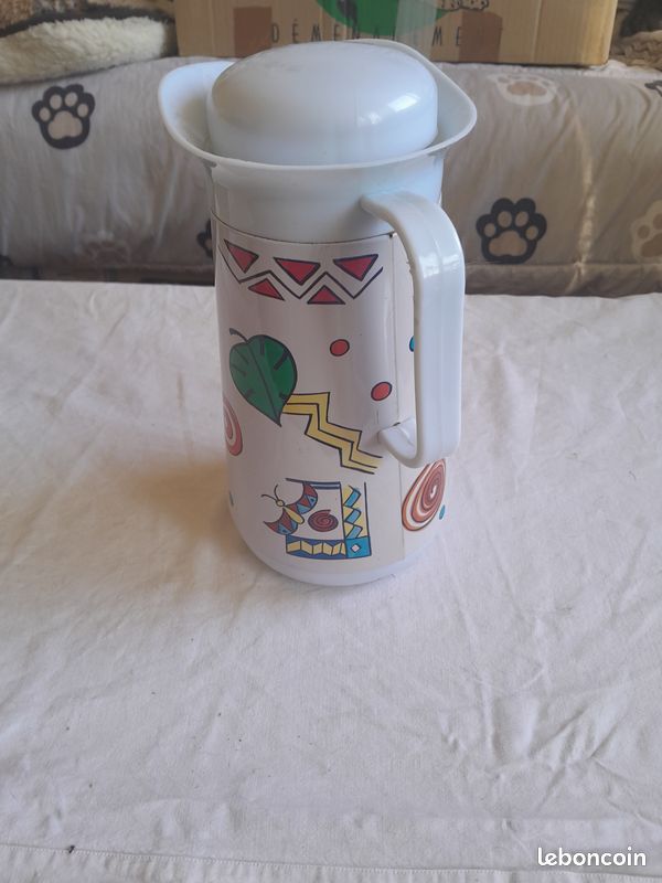 Carafe d'eau en plastique (image 3)