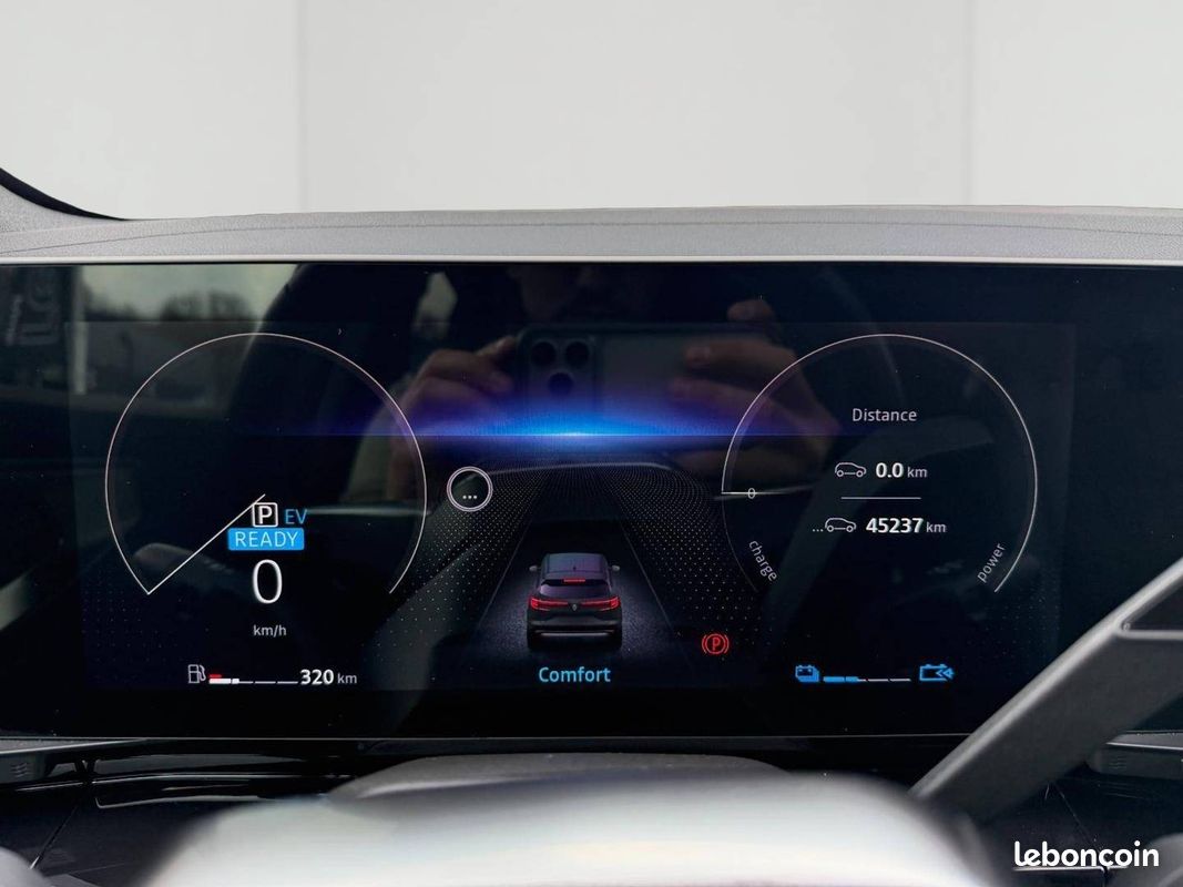 RENAULT Austral E-Tech hybrid 200 Techno (image 28)
