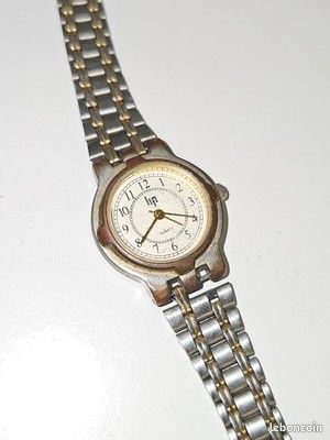Ancienne Montre Lip Quartz Femme – Acier Inoxydable – Bracelet Cuir