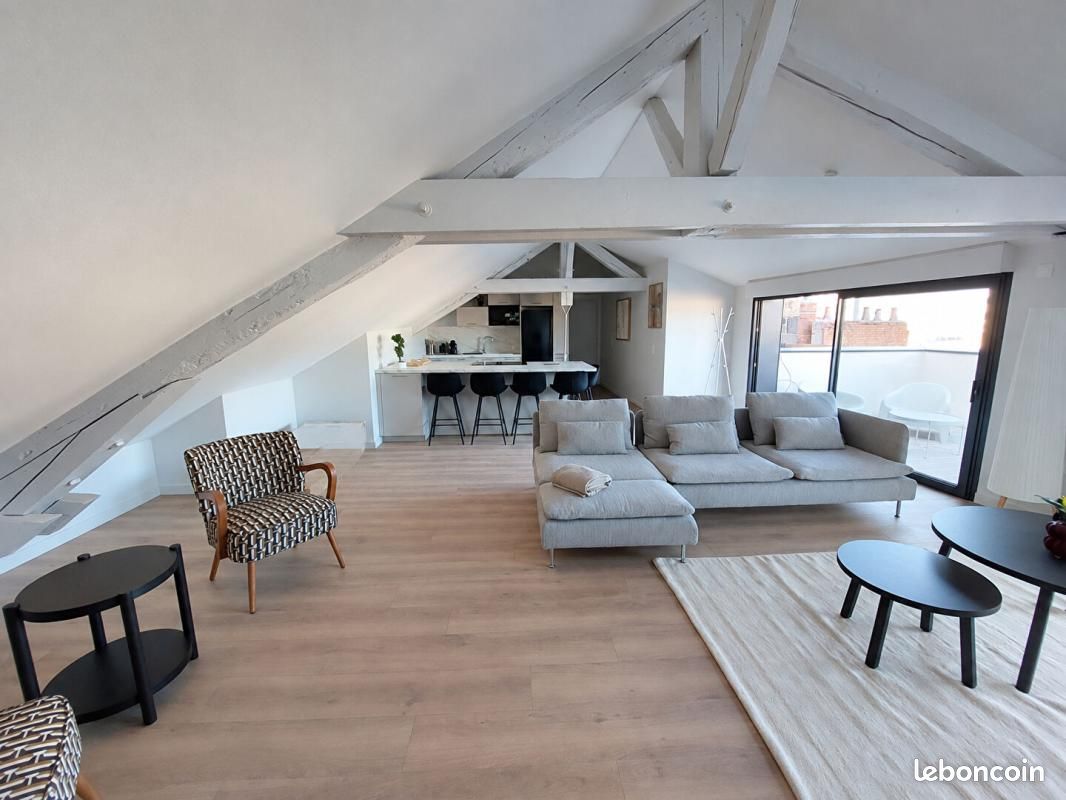 Appartement 3 pièces 79 m² · à Clermont-Ferrand · 79 m² · 1 060 €/mois