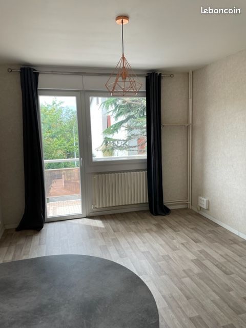 Appartement 1 pièce 25 m² · à Metz · 25 m² · 570 €