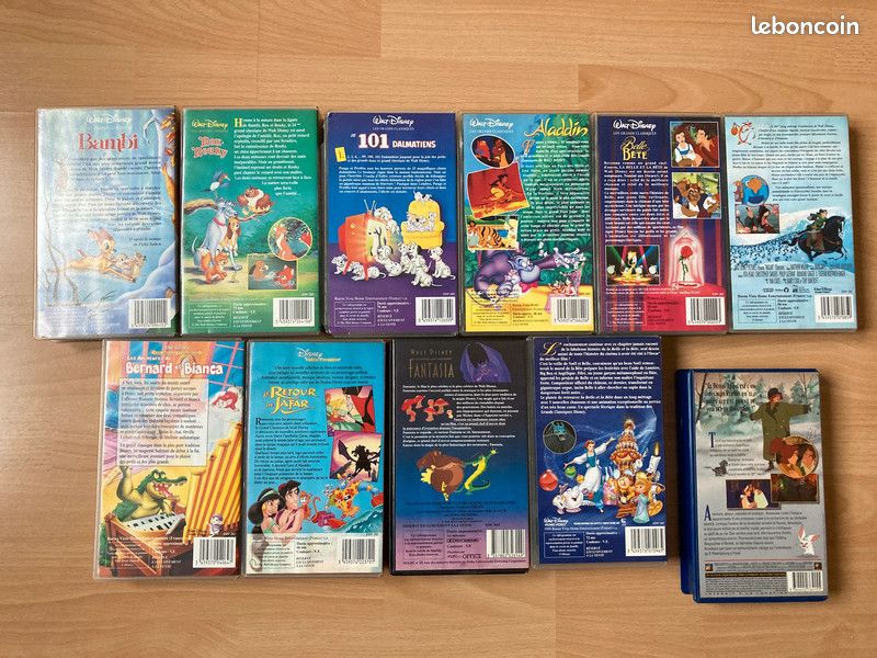 Lot de 11 cassettes - VHS - Walt Disney (image 2)