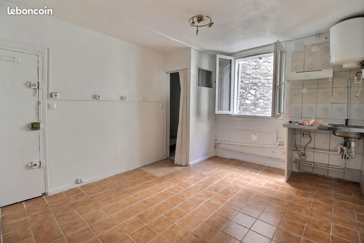 Appartement 1 pièce 14 m² · à Paris · 14 m² · 143 000 €