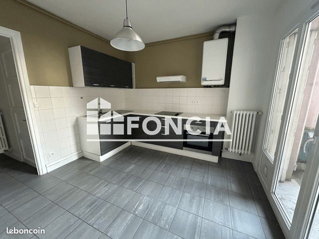Appartement 2 pièces 58 m² · à Grenoble · 58 m² · 752 €